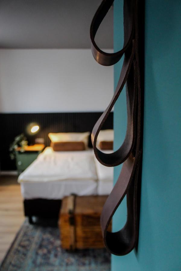 Airport Hotel Jaegerhof Веце Екстериор снимка